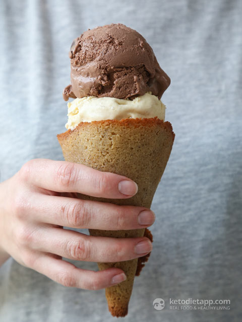 Low-Carb Ice Cream Sugar Cones